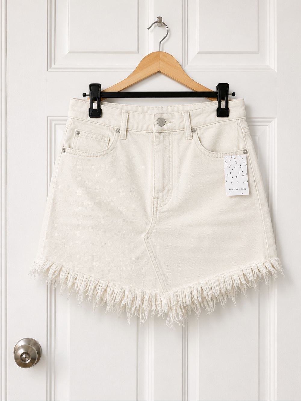 Free People Cream Frayed V-Hem Denim Skirt Sz 28
